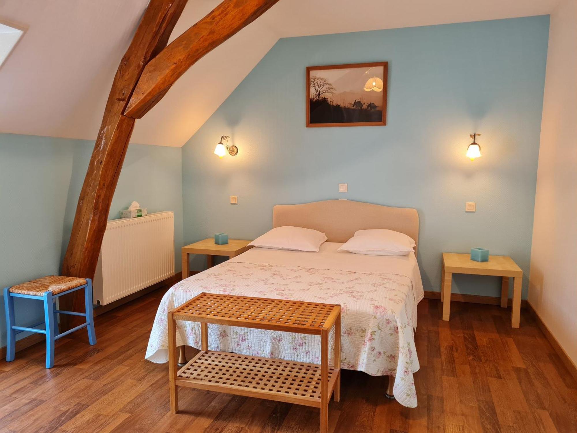 Ferme Renovee Au Calme - 4 Chambres, Petit-Dejeuner Inclu - Fr-1-590-450 Cravant  Екстер'єр фото